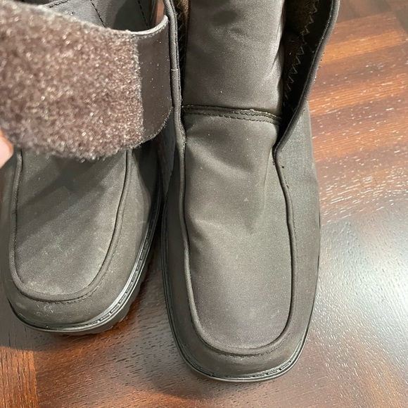 Totos women’s brown winter Ankle Boots size 7M - Picture 5 of 7